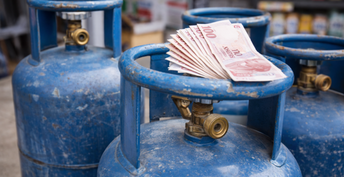 Tüp Gaz Fiyatlarına Yeni Zam: 10 Kiloluk Tüp 610 TL Oldu