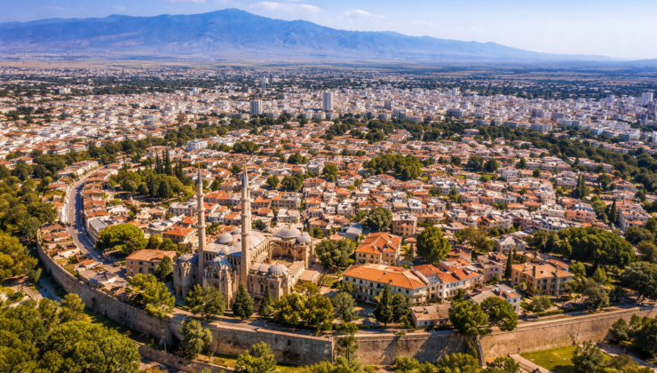 Lefkoşa Kıbrıs’ın Neresinde? Konumu, Özellikleri ve Bölgesel Önemi