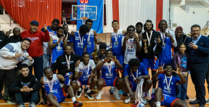 BAU Kıbrıs Erkek Basketbol Takımı üçüncü kez şampiyon oldu