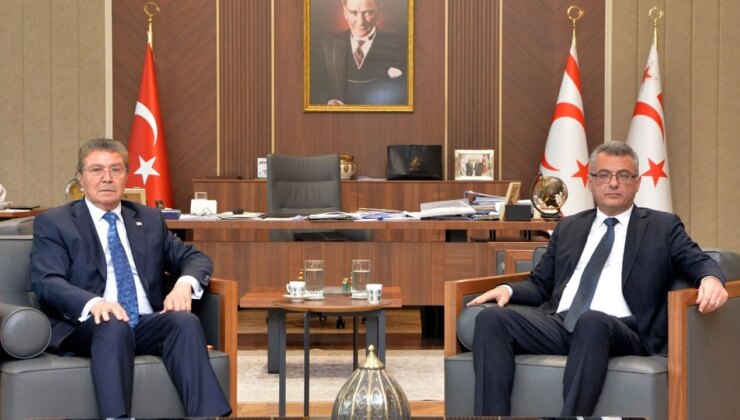 Cumhurbaşkanı Tufan Erhürman, Başbakan Ünal Üstel İle Görüştü 1 Cumhurbaşkanı Tufan Erhürman, Başbakan Ünal Üstel İle Görüştü