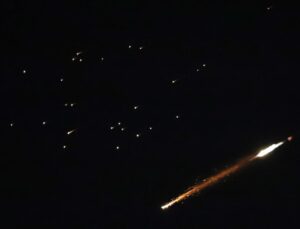 İran: ABD ve İsrail’e ait 200 nokta füzelerle hedef alındı