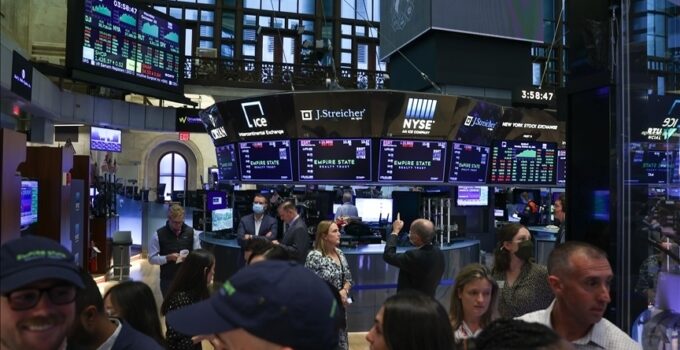 Petrol fiyatları yükselirken küresel piyasalar risk algısıyla geriledi