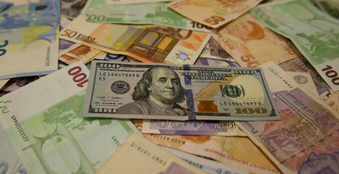 Doların Ateşi Yükseldi