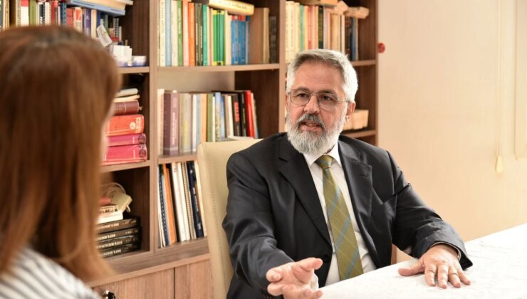 Pertev: Üslerin Egemenliği Bizi Tehlikeye Sokmamalı