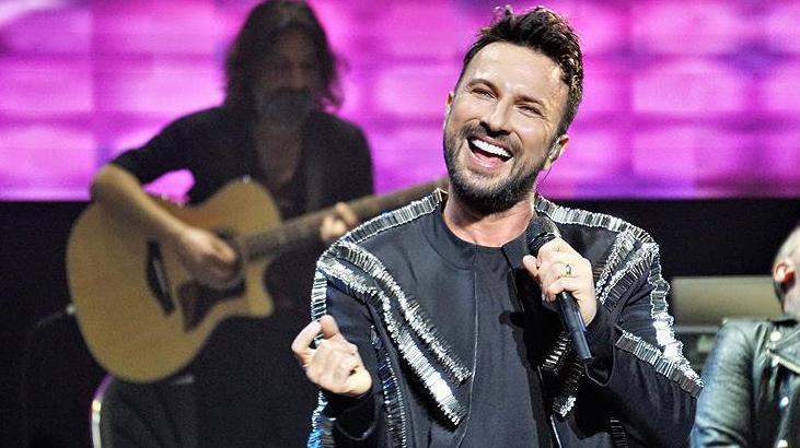 Tarkan, Etihad Arena’da 27 Kasım’da Sahne Alacak: Ertelenen Konser İçin Yeni Tarih Açıklandı