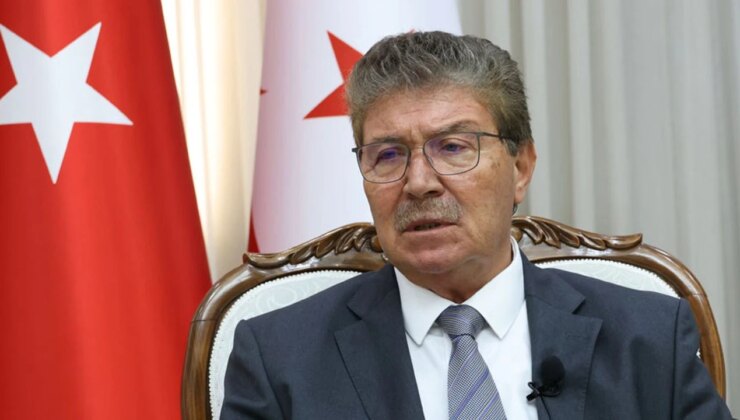 Üstel: Kıbrıs’ı büyük güçlerin satranç tahtasına çevirmek iki halk için de güvenlik tehdidi
