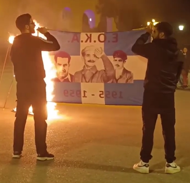 Kıbrıs Yunan’dır sloganı attılar