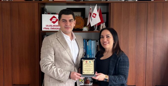 Merit Oteller Grubu’na “En İyi Staj Olanakları” ödülü