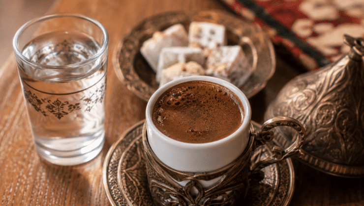 Kıbrıs Kahvesi Nasıl İçilir?