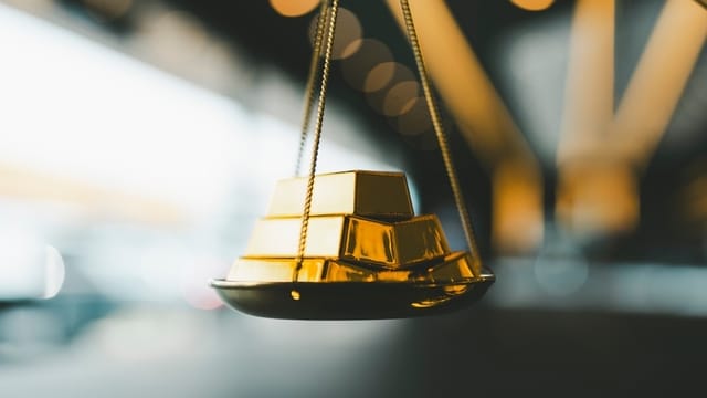 ABD’nin İran saldırıları sonrası altın düşüşte