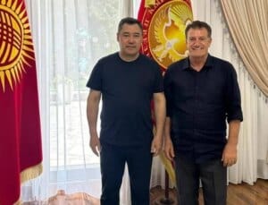 Arıklı’dan Japarov’a ölümcül övgü: Kırgızistan’ın kaderini değiştiren lider