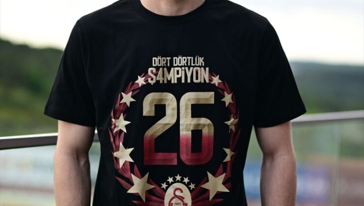Barış Alper Yılmaz, 4. Süper Lig şampiyonluğunu kutluyor