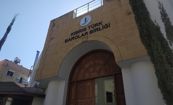 Barolar Birliği basın toplantısını iptal etti