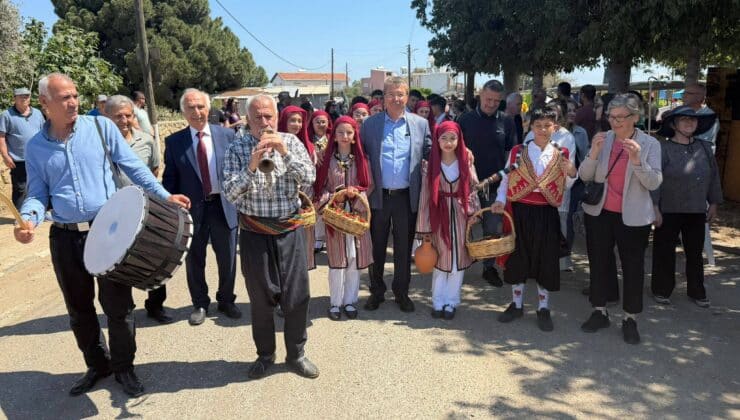 Başbakan Üstel, 15. Yeşilırmak Çilek Festivali’nde konuştu