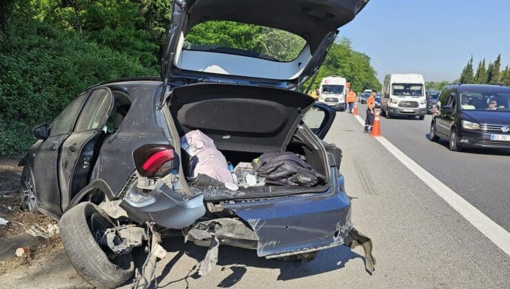 Bayram yolunda kazada 3 kişi yaralandı