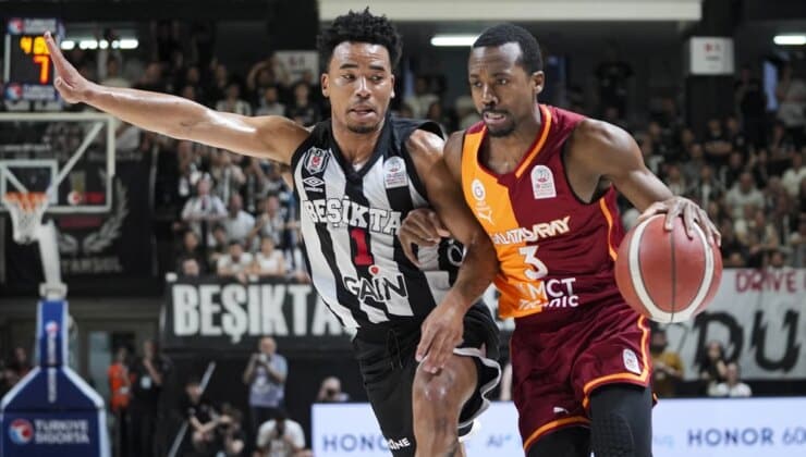 Beşiktaş, Galatasaray’ı geçip yarı finale yükseldi