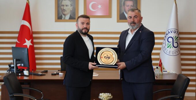 Beyarmudu Belediye Başkanı Bebek, Arnavutköy Belediye Başkanı Candaroğlu’nu ziyaret etti