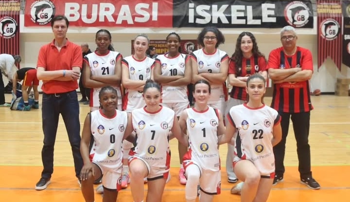Caesar Larnaka Gençler Birliği Kadınları Üçüncü Finalde