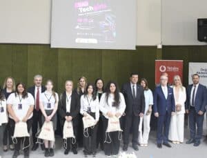 DAÜ TechGirls Liseler Arası Bilişim Yarışması Gerçekleşti