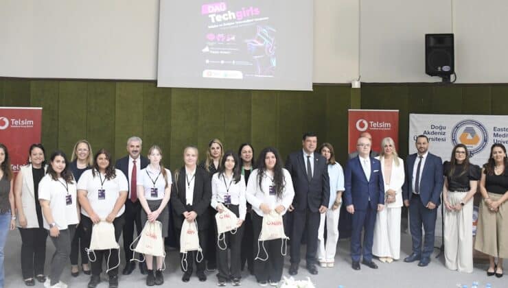 DAÜ TechGirls Liseler Arası Bilişim Yarışması Gerçekleşti