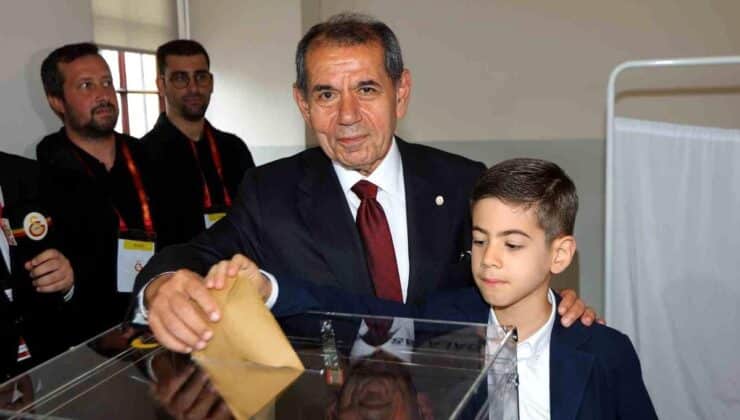 Dursun Özbek seçimde oyunu kullandı