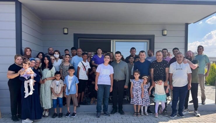 Engelliler Dayanışma Derneği’nde bayram kutlaması yapıldı