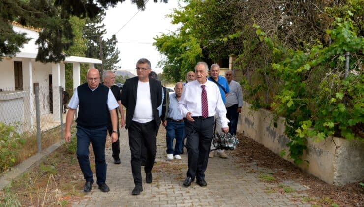 Erhürman, Karpaşa Köyü’nde halkla buluştu