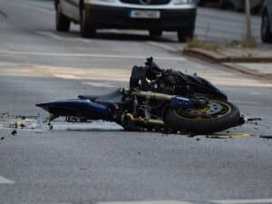 Güney Kıbrıs’ta Motosikletli Kazalar Viral Oranda Artış