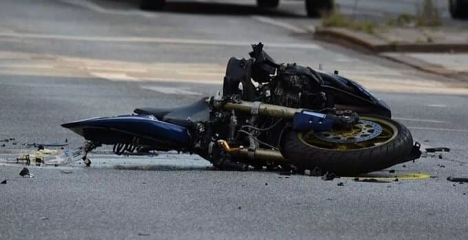 Güney Kıbrıs’ta Motosikletli Kazalar Viral Oranda Artış