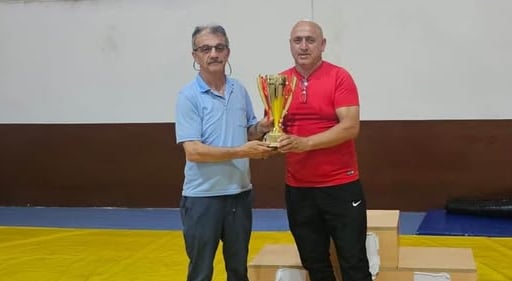 Güreşte Nakavt Rüzgarı: Şampiyonlar Sahne Aldı