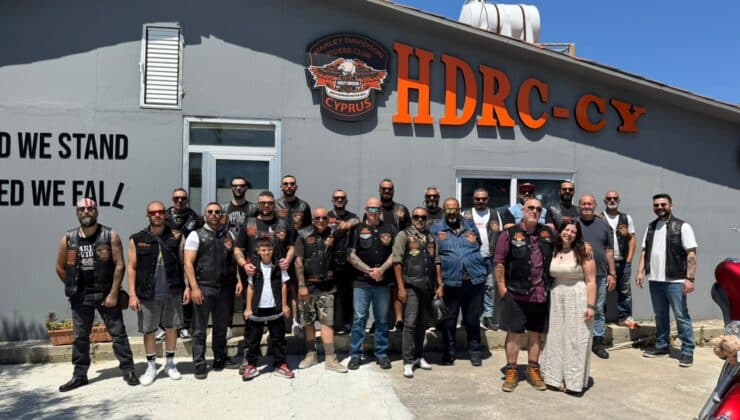 HDRC Cyprus üyeleri çocuklara bayram sevincini yaşattı