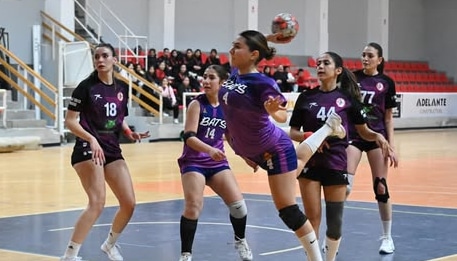 Hentbol Kadinlar Süper Lig’de Play-Off heyecanı