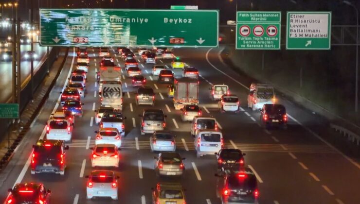 İstanbul’da Bayram Tatili Yoğunluğu ve Trafik Sıkışması