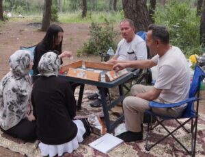İstanbul’da Bayramda Sahilde Piknik ve Mangal Keyfi