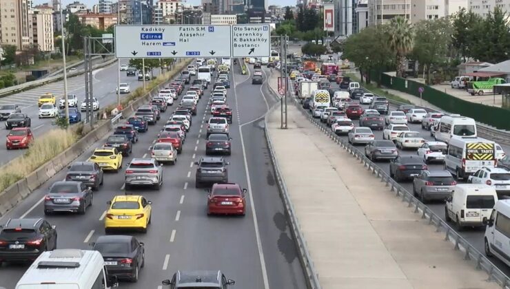 İstanbul’da Pazartesi günü Trafik Yoğunluğu %51 seviyesinde