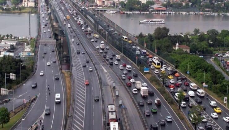 İstanbul’da Yağmur Nedeniyle Trafik yüzde 85’e Çıktı