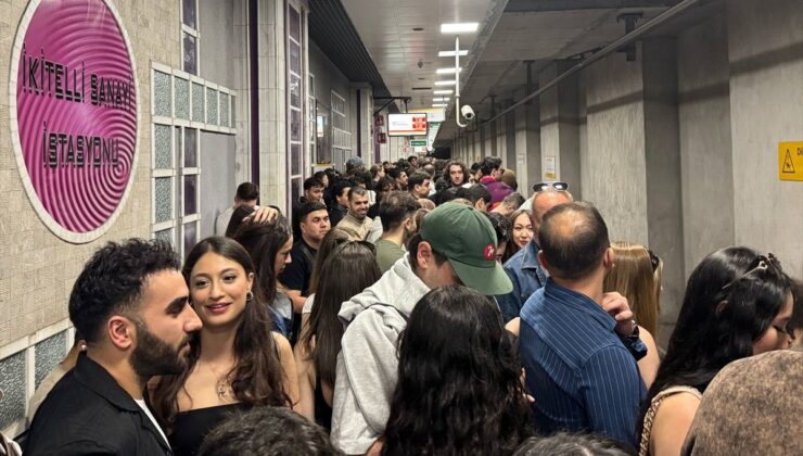 Kanye West konseri öncesi İstanbul metrosunda izdiham
