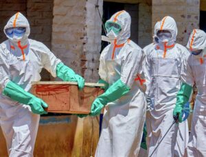 Kongo’da Ebola Tedirginliği Artıyor: 1.000’in Üzerinde Vaka