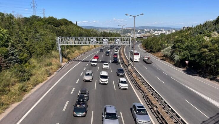 Kuzey Marmara’da Kocaeli Geçişinde Bayram Trafiği