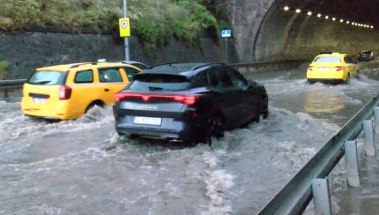 Maltepe Tüneli Su Baskınına Uğradı, Araçlar Zorluk Yaşıyor