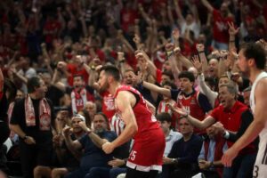 Olympiakos dördüncü kez Euroleague şampiyonu
