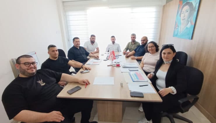 Özgöçmen; Hemşireler İçin Stratejik Politikalar Geliştirilmeli