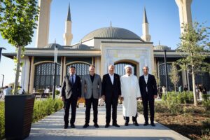 Öztürkler: Bayramlar Toplumsal Bağlarımızı Güçlendirir