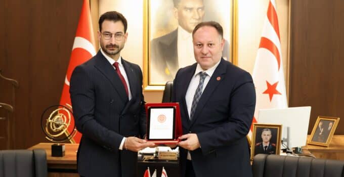 Öztürkler: Yiğitcan gibi sporcularımız gençlere ilham oluyor