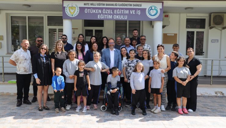 Sadıkoğlu Çifti, Ötüken Özel Eğitim Okulu’nu ziyaret etti