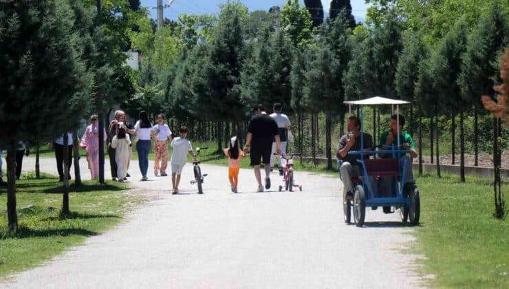 Sakarya’da Bayramda Tabiat Parklarına Yoğun Ziyaret