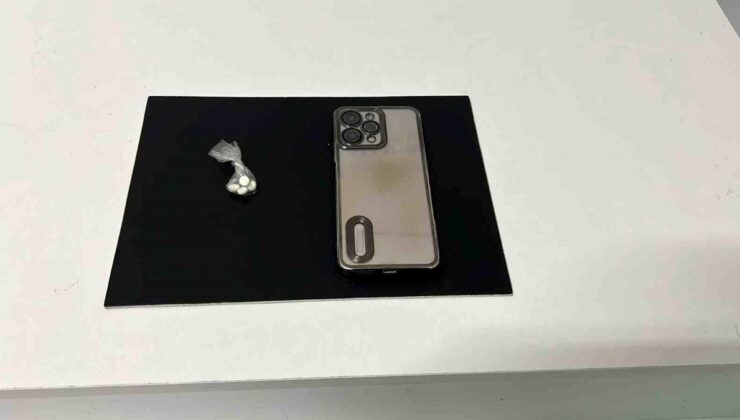 Taksim Meydanı’nda Telefon Hırsızı Gürleme Yakalandı