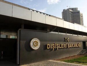 Türkiye Dışişleri Bakanlığı’ndan 422 yardım gönüllüsü dönüşü