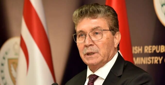 Üstel: Azerbaycan’ın Bağımsızlık Günü ile Birlik Mesajı