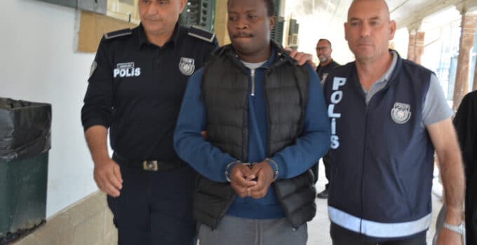 Uyuşturucu satışı ve tasarrufundan yargılanan sanığa 1 yıl 6 ay hapis